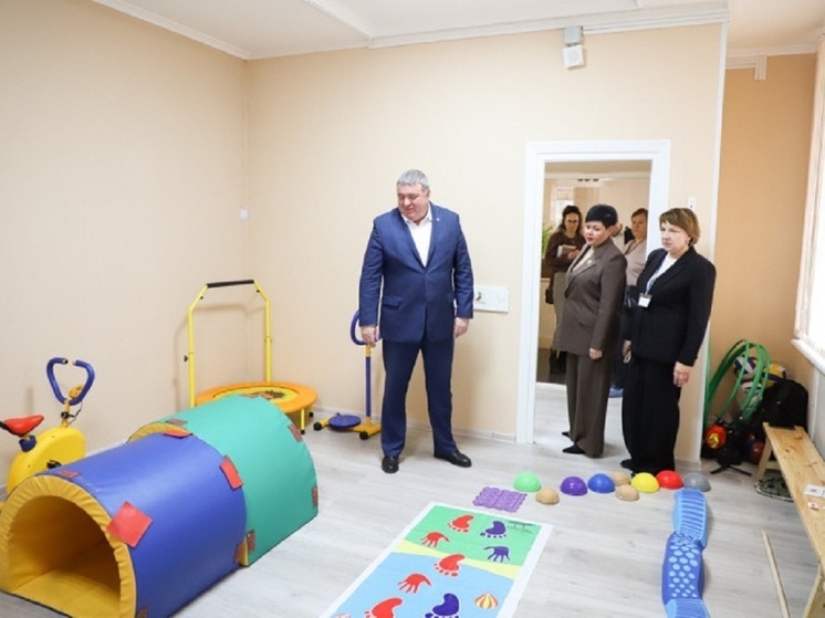 Беспалов: В Туле стремятся, чтобы все дети с особенностями получали помощь