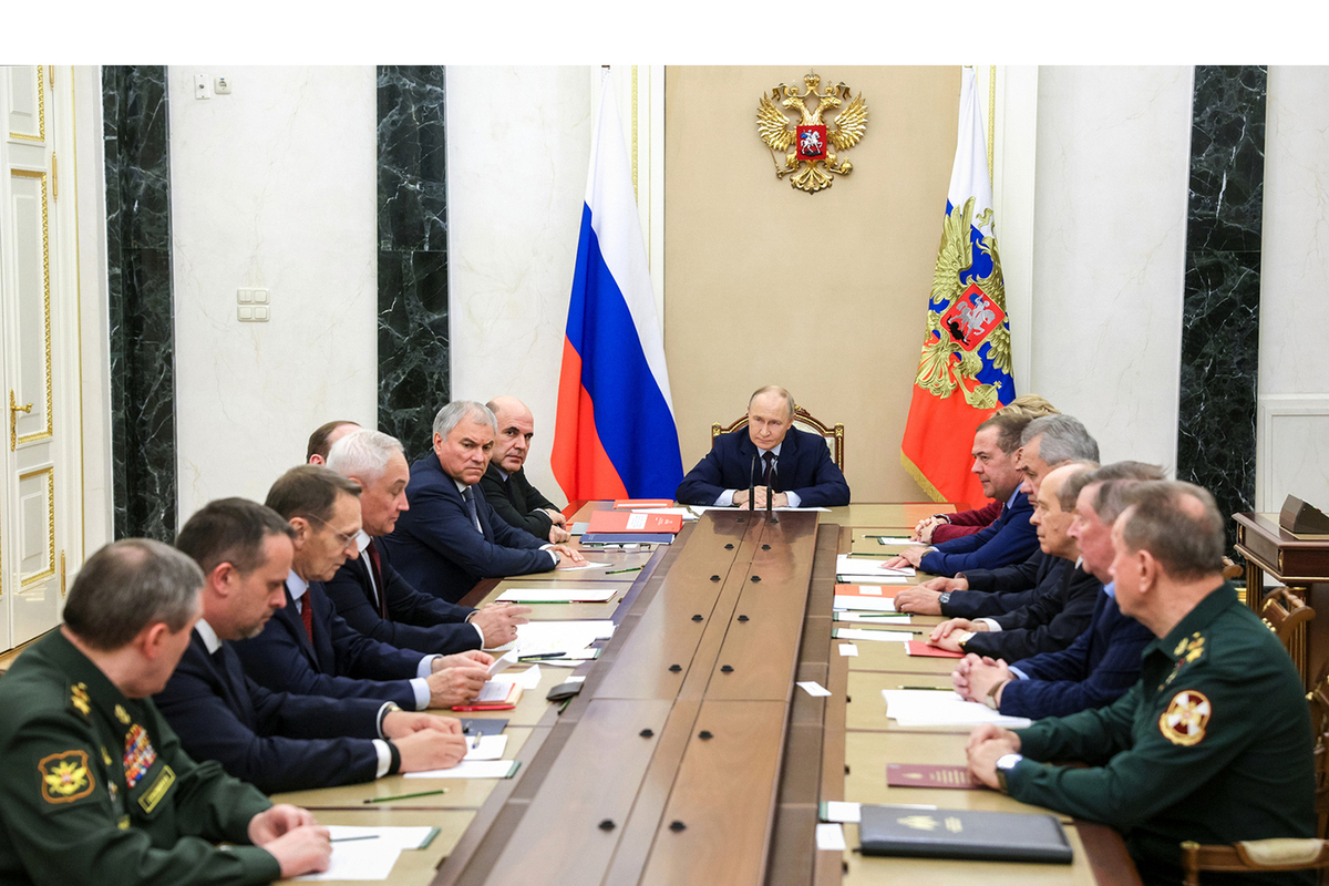 «Трамп закосил под дурачка»: выяснилось, почему США так важны подземные ядерные взрывы