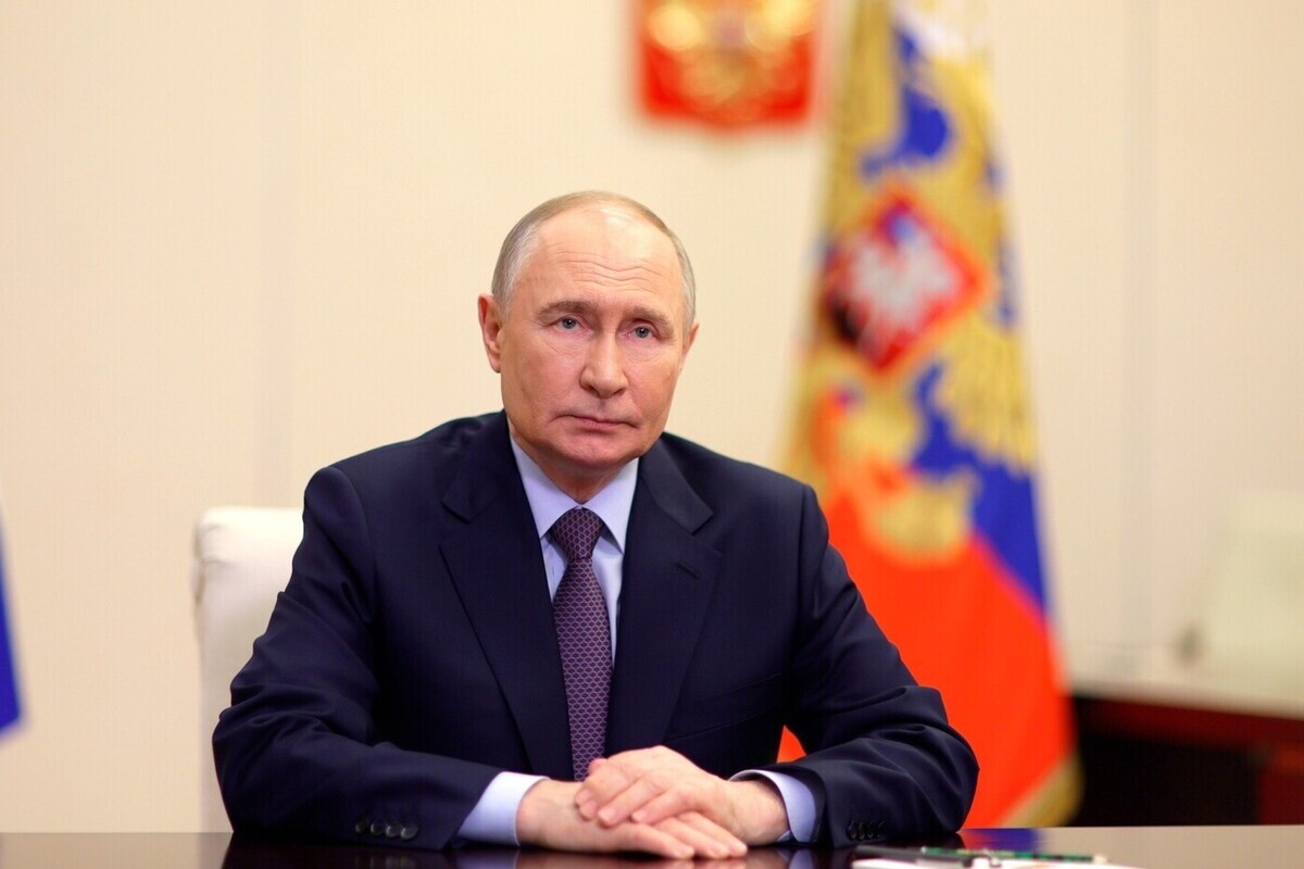 Путин: общероссийскую идентичность требуется укреплять