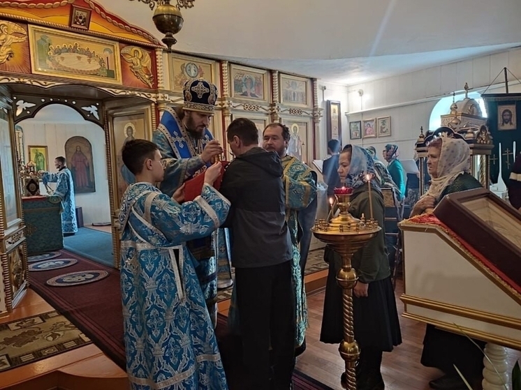 В селе Сарыг-Сеп (Тува) в День народного единства отметили  престольный праздник православного храма