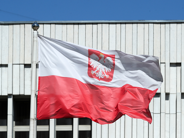 Polskie wojsko przez 2,5 godziny przeszukiwało śmigłowcami terenowymi teren w poszukiwaniu UFO.