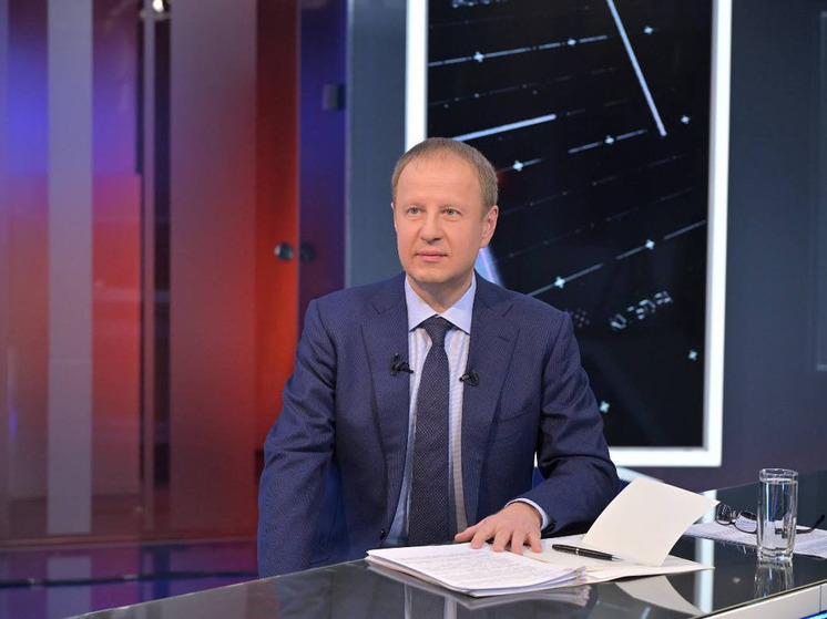 Уже через две недели состоится прямая линия с губернатором Алтайского края Виктором Томенко. С 30 октября начался сбор вопросов для ее проведения, и уже видно, что жителей региона интересует больше всего.