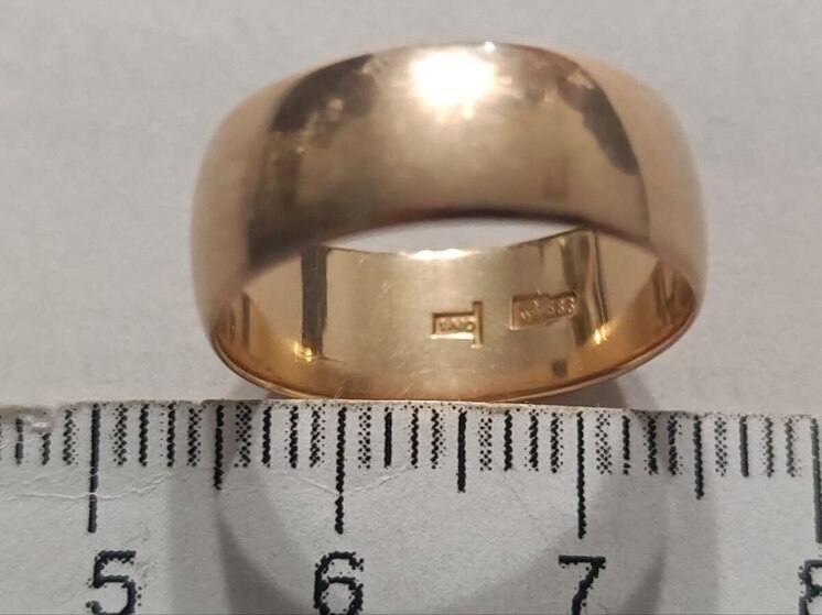 В районе Бурятии женщина украла золотое кольцо у своей же матери