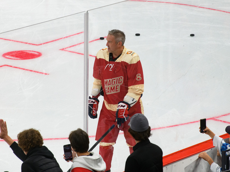 Канадский вратарь хотел присвоить юбилейную 900-ю шайбу Овечкина