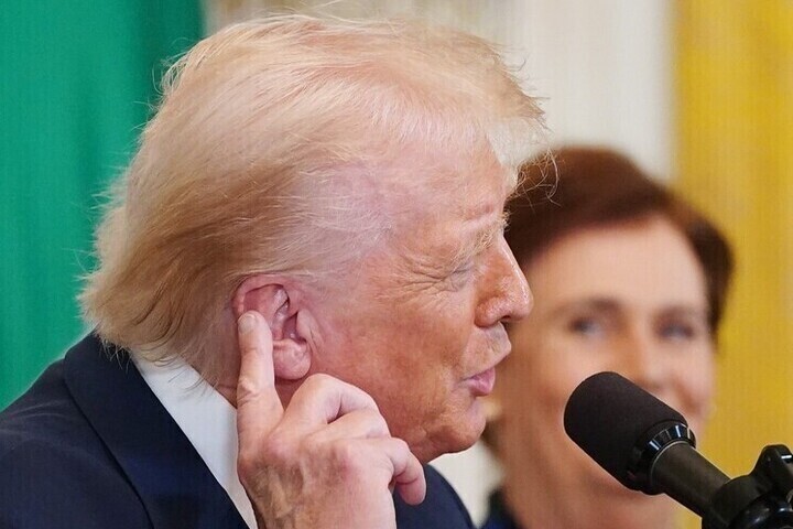 Epsteinu ponujali prostost v zameno za pričanje proti Trumpu