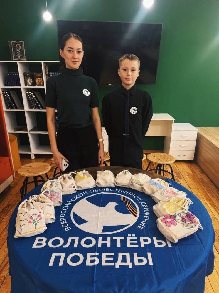 Первые «Кисеты Победы» отправили волонтеры Нового Уренгоя на СВО