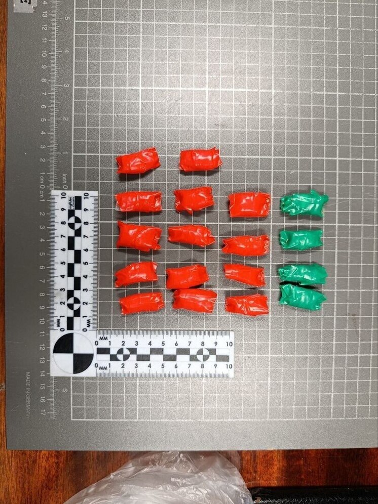 В Пензе задержаны двое подростков с крупной партией наркотиков