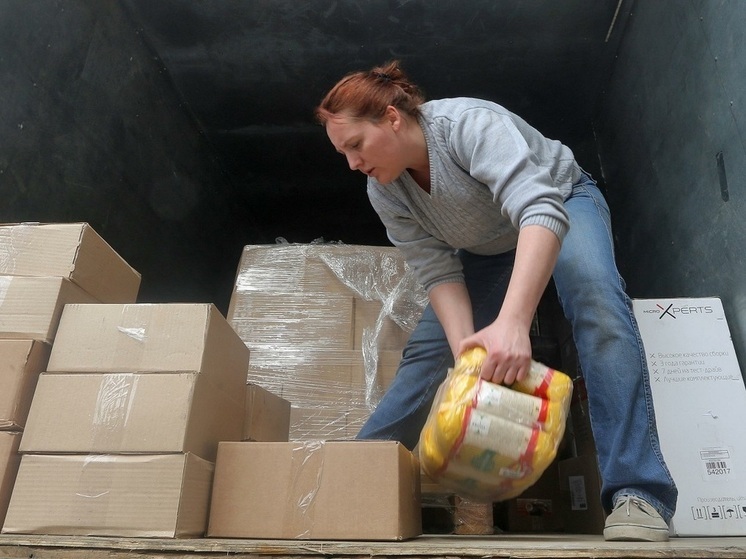 Волонтеры из Раменок за три года передали в зону СВО более 319 тонн гумпомощи