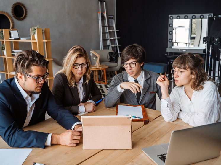 Самарцы объяснили, что вдохновляет их на работе