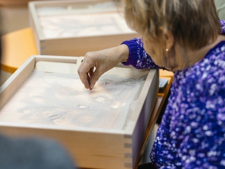 В Мурманске арт-встреча «Кто ходит в гости по утрам» вернула гостей в детство