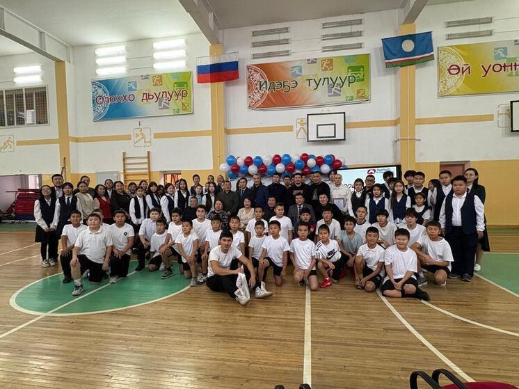 Открылся новый борцовский зал при школе в Намском районе