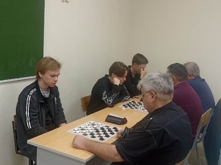 В Тюменской области определили сильнейших шашистов