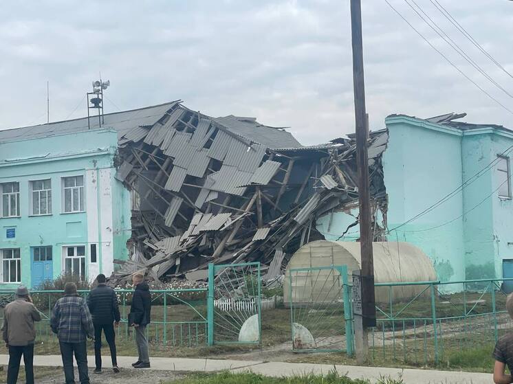 Ученики обрушившейся школы в Татарске НСО теперь занимаются в интернате