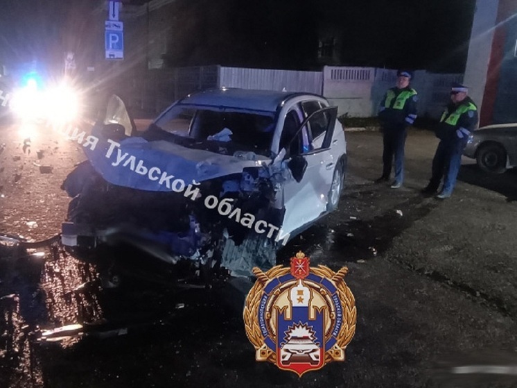 В Туле в ДТП с «Хавалом» и «Ивеко» пострадали водитель и 17-летняя пассажирка