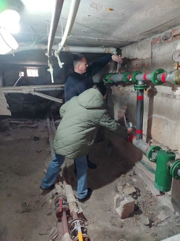 В Курске жильцы дома на Станционной пожаловались на плохое отопление