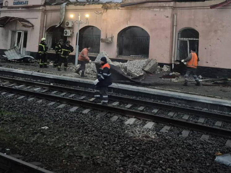 Украина минувшей ночью опять пыталась атаковать энергообъекты в российских регионах