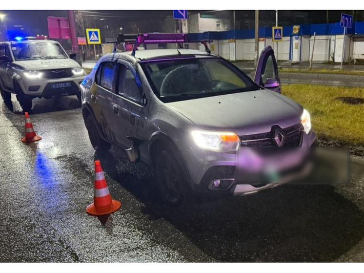 В Апатитах водитель сбил пешехода на переходе