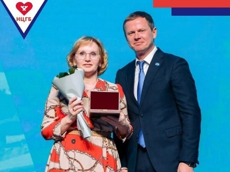 В ЯНАО врач и медсестра педиатрической службы были удостоены высоких наград