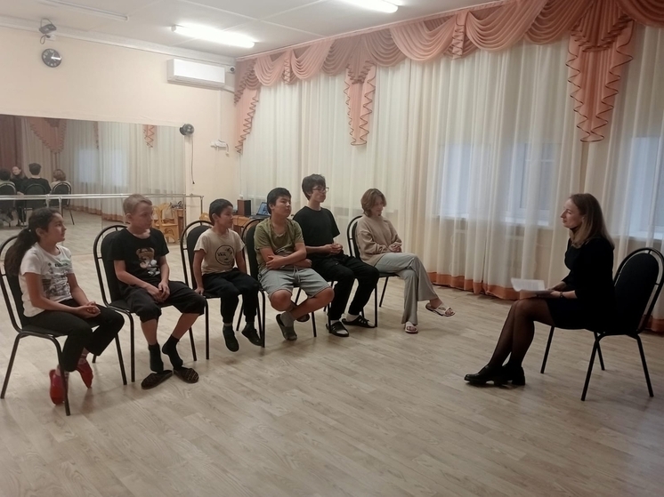 Подросткам Серпухова напомнили об опасности дропперства