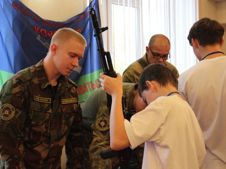 Будущие защитники: в Тамбове открылся военно-патриотический клуб для подростков