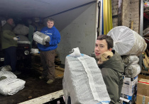 Машина с шестью тоннами гуманитарной помощи для участников специальной военной операции и жителей ЛНР и ДНР отправлена со склада благотворительного фонда «Единый центр поддержки»