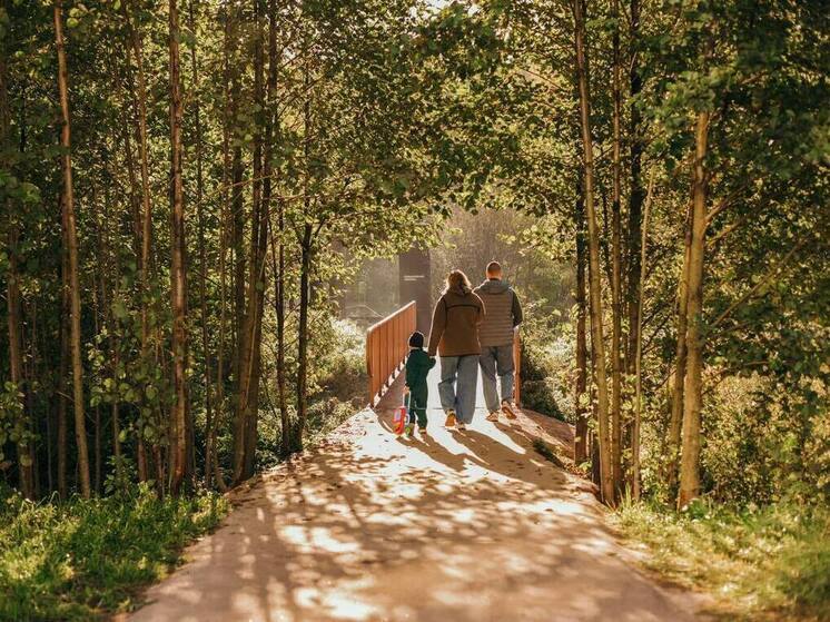 Проект бюджета Северной столицы на 2026–2028 годы теперь включает в себя новый раздел, об этом сообщил посетивший заседание Заксобрания Петербурга биолог Павел Глазков. Впервые была выделена отдельная статья расходов на экологию.