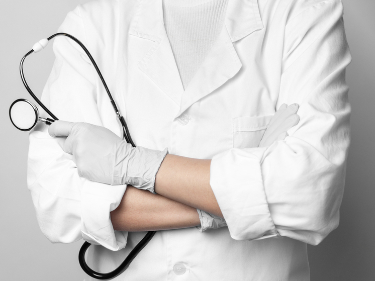 Самарцы жалуются на нехватку терапевтов в поликлинике № 13