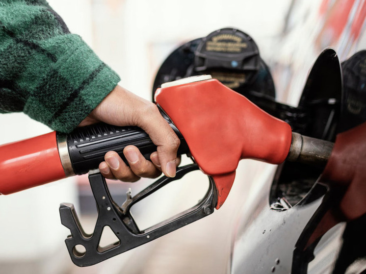 В Самарской области бензин за год подорожал почти на 18% — Самарастат
