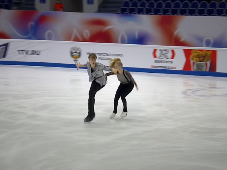 Танцы на льду: кировская пара уверенно вошла в тройку сильнейших