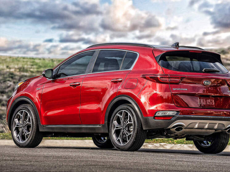 На рынке РФ в октябре появилось 14 новых моделей авто: исследование «Автостата»