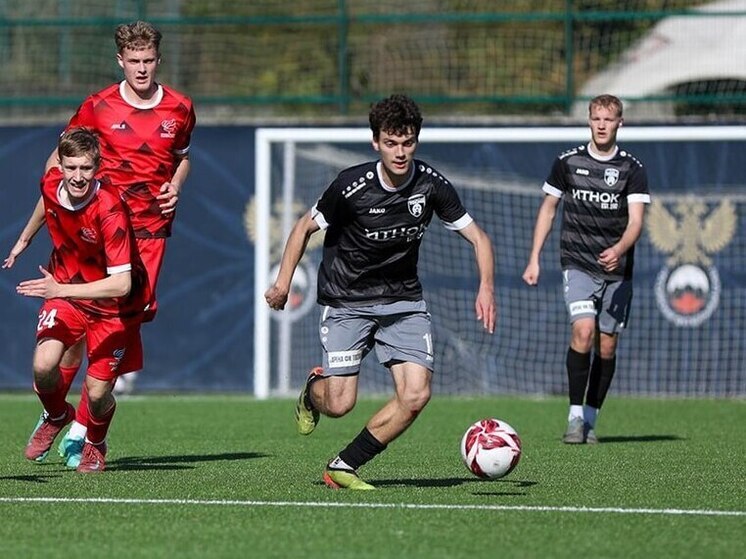 Футболисты «Тосно» стартовали с победы в финальном этапе Третьей лиги