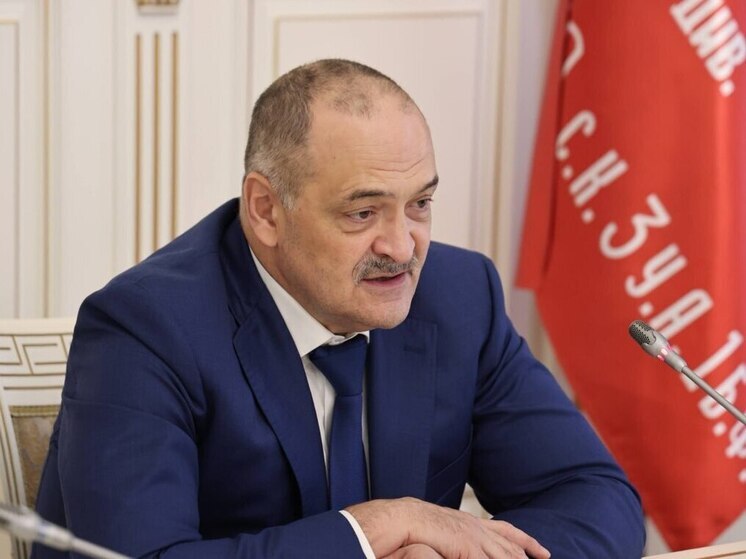 Меликов потребовал провести проверку контейнерных площадок в муниципалитетах Дагестана