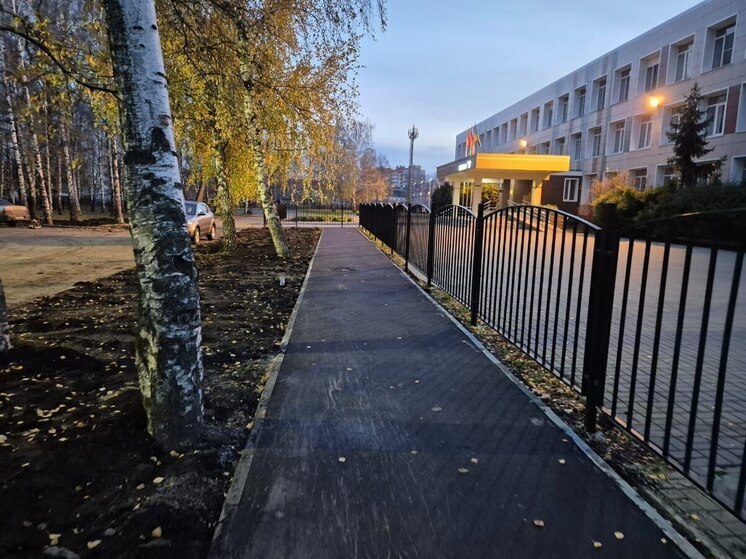 В Тамбове ликвидировали опасный сквозной проход возле школы №17