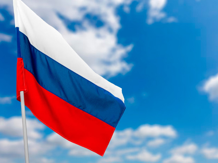 Липецкая школьница-спасатель Элина Медведева встретилась с Президентом России