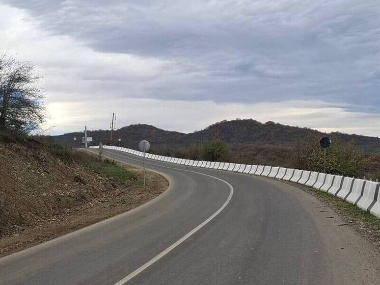 Участок ключевой дороги в Сулейман-Стальском районе отремонтировали в Дагестане