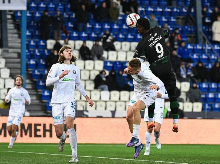 Бывший главный тренер сборной России, победитель чемпионата Европы 1988 года с юношеской сборной СССР, один из самых авторитетных отечественных специалистов Борис Петрович Игнатьев в эксклюзивном интервью «МК-Спорт» высказался о победе «Краснодара» над «Оренбургом» в первом матче четвертьфинала Пути РПЛ Кубка России и оценил конкурентоспособность соперника «быков».