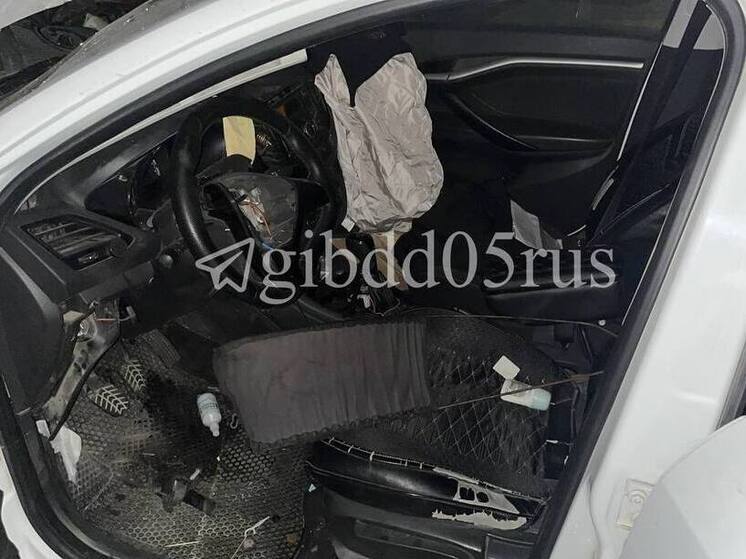 Водитель погиб в Дагестане, врезавшись в каменный забор