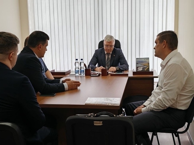 Депутат Кузнецов выслушал обращения кубанцев в рамках личного приема в Краснодаре