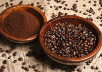 Первый в истории страны ГОСТ на кофе приняло на днях Федеральное агентство по техническому регулированию и метрологии. В стандарте, в частности, указано, какие характеристики следует присваивать тому или иному виду кофе.