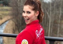 Выступающая в парном катании российская фигуристка Анастасия Мишина сообщила о своем достижении. Партнерша Александра Галлямова отличается бесстрашием.