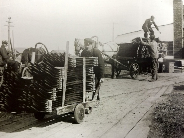 90 лет назад в Петрозаводске заработала своя лыжная фабрика.