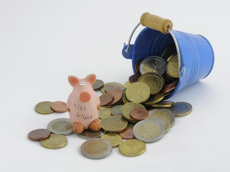 Bloomberg: действующее правительство не способно донести до жителей идеи экономии