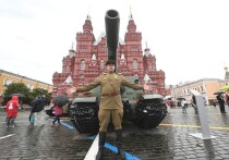 В европейских политических кругах и средствах массовой информации вновь зазвучали тревожные вопросы о том, как именно следует защищаться от русских. Подобные рассуждения, как пишет словацкое издание Slovo (статью перевели ИноСМИ), отражают глубину абсурда, охватившего правящие элиты многих государств Евросоюза и НАТО в их подходе к отношениям с Россией. 