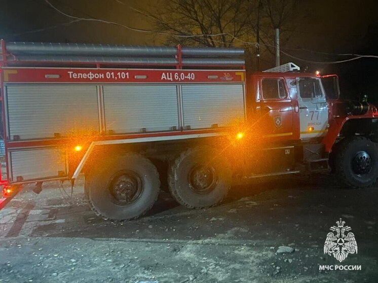 Огнеборцы спасли 5 человек при пожаре в 3-этажке под Тулой