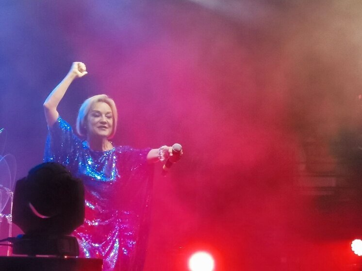 Буланова закрыла подаренный мужем ресторан в Петербурге