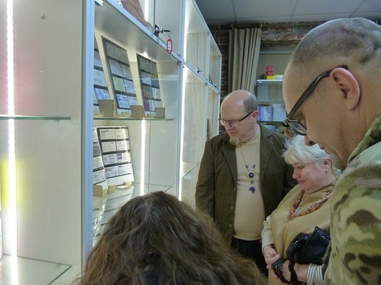 В Твери рассказали, как бумажный прямоугольник стал символическим резюме, которое всегда с тобой