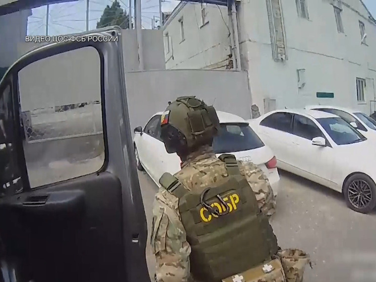 На воронежский подпольный табачный завод нагрянули сотрудники ФСБ