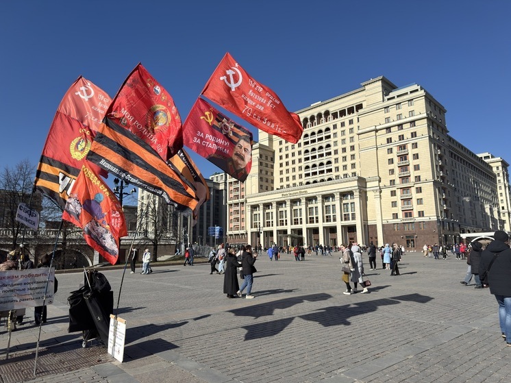 В России 7 ноября отмечают День Октябрьской революции 1917 года