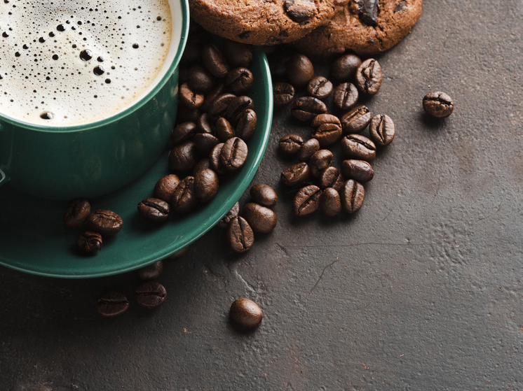 Британские ученые: сочетание кофе и чая может снизить риск смерти на 28–45%