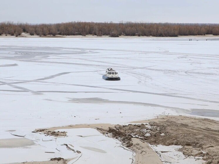  Тарифы на "воздушных подушках" Якутск-Нижний Бестях снижены